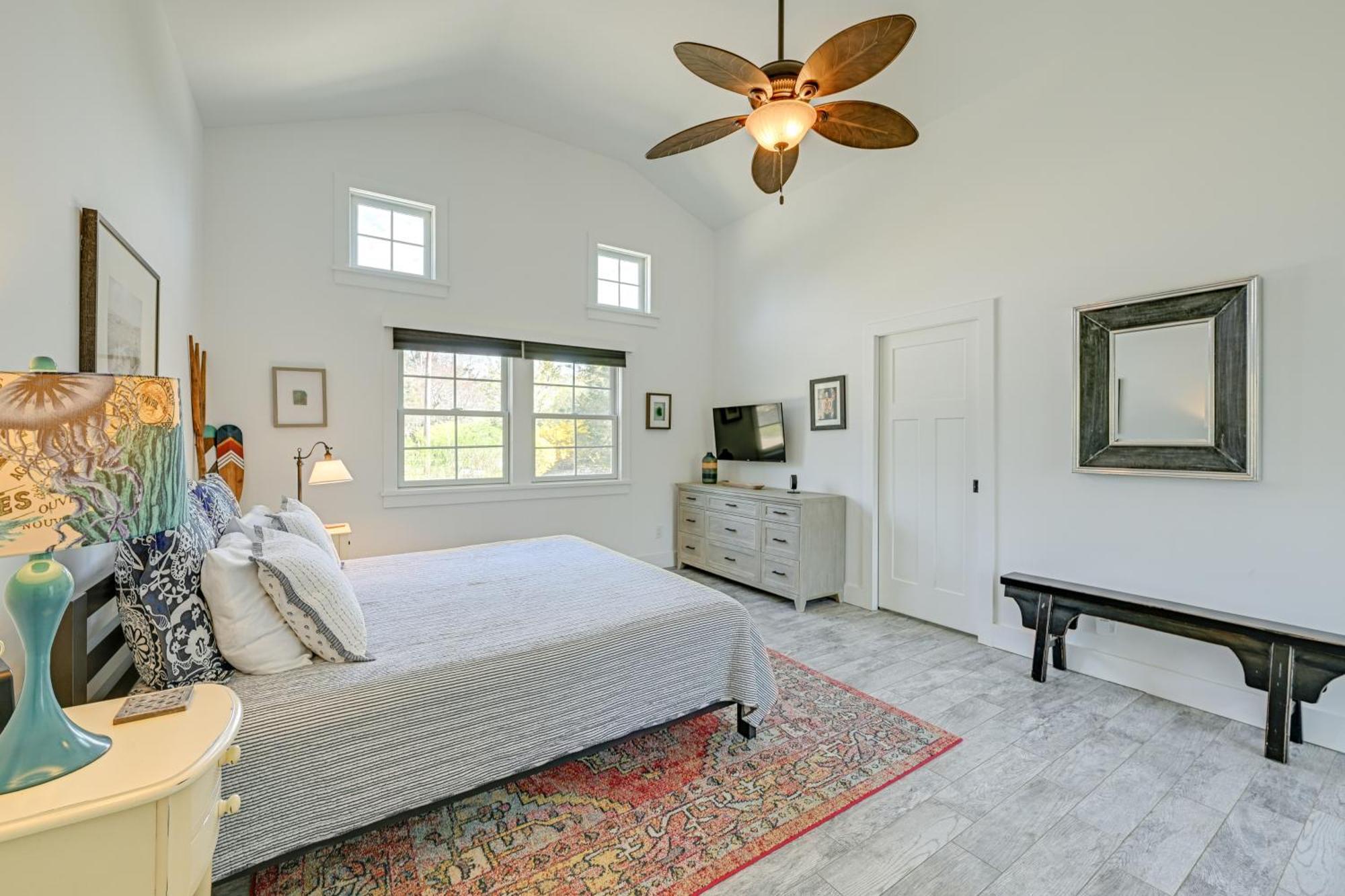 Distinctive Hamptons Home With Pool Near Bay, Ocean Hampton Bays Exterior foto